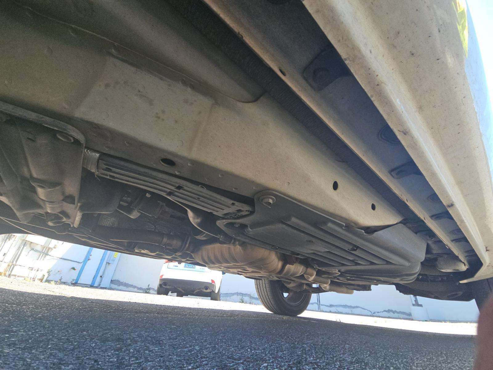 JEEP LAREDO ALTITUDE EDITION - 3