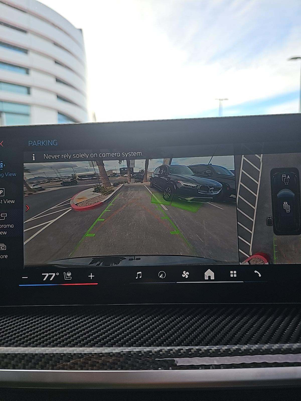 2025 BMW X5 M60i xDrive AWD