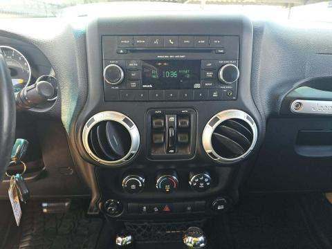 JEEP UNLIMITED SAHARA - 10