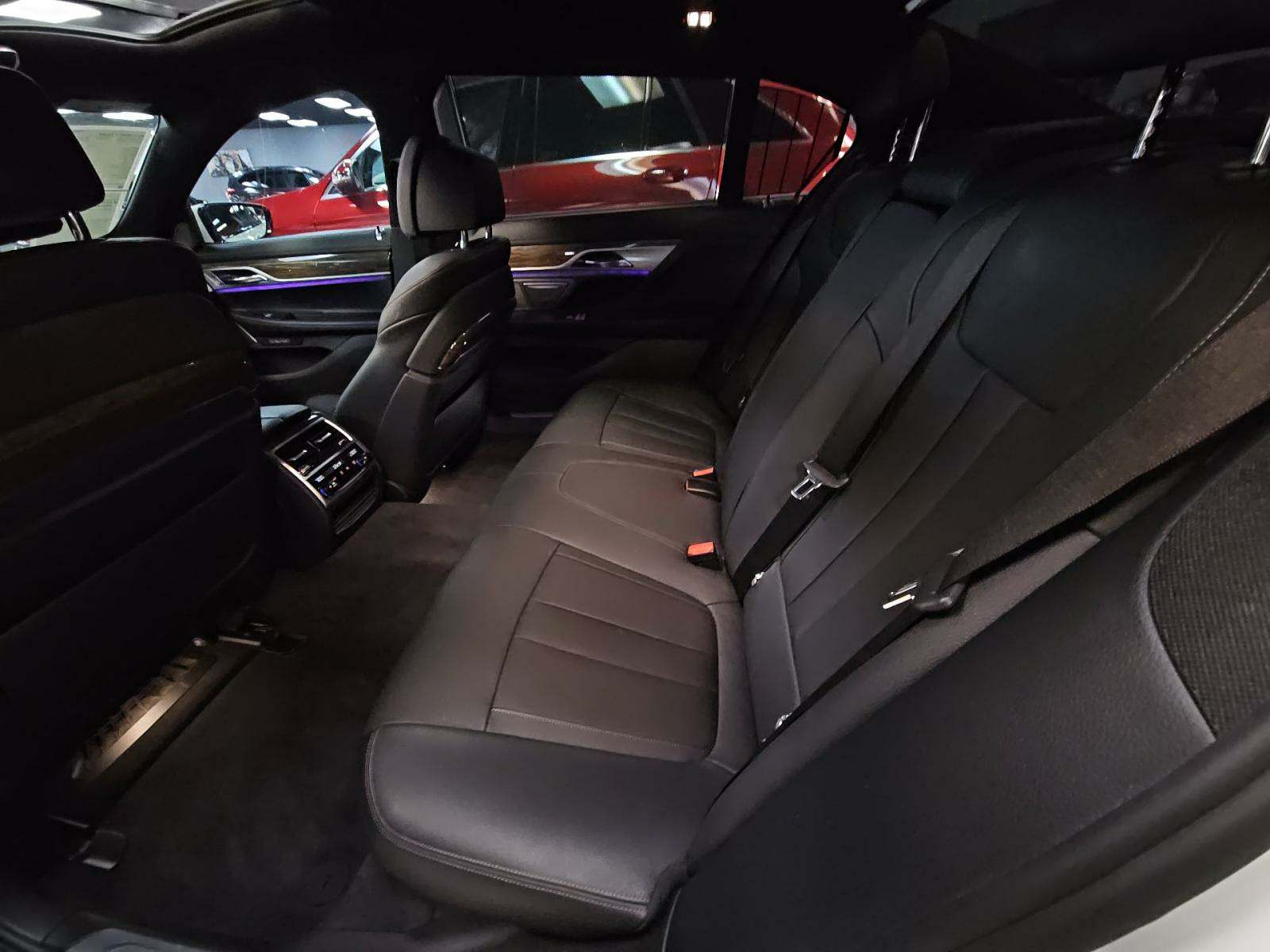 2017 BMW 7 Series 740i RWD