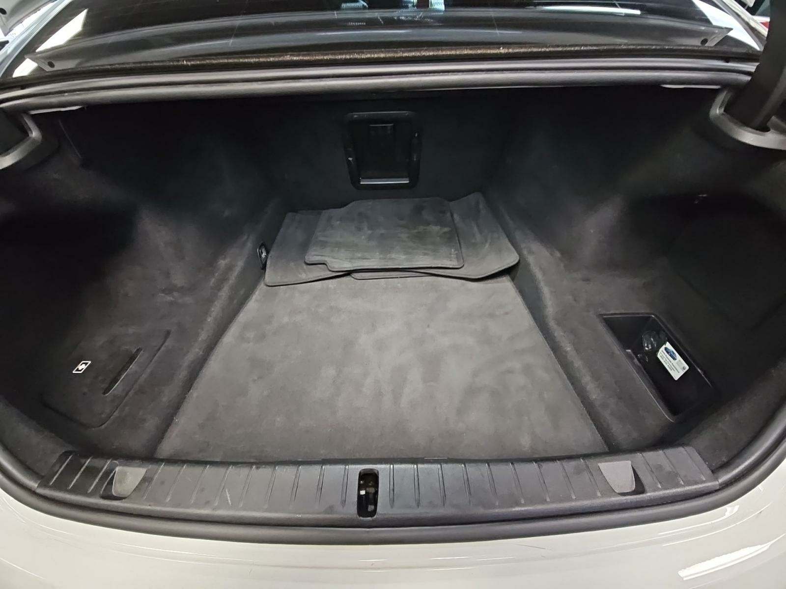 2017 BMW 7 Series 740i RWD