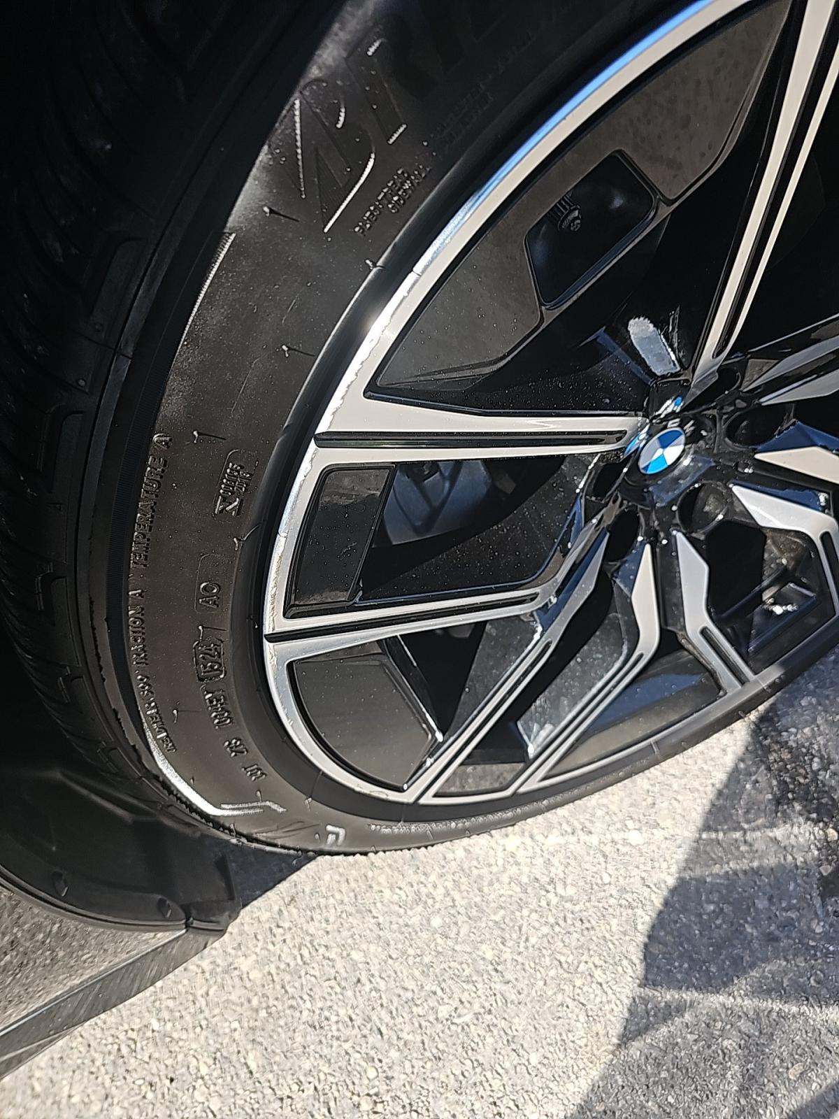 2025 BMW 7 Series 740i xDrive AWD