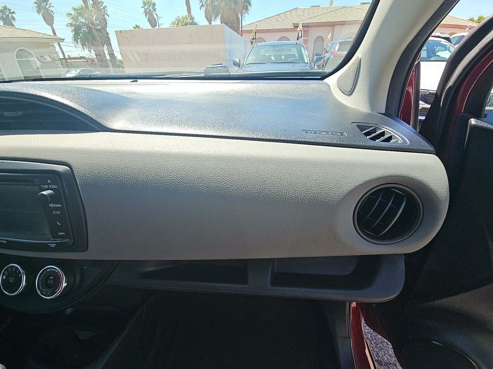 2017 Toyota Yaris L FWD