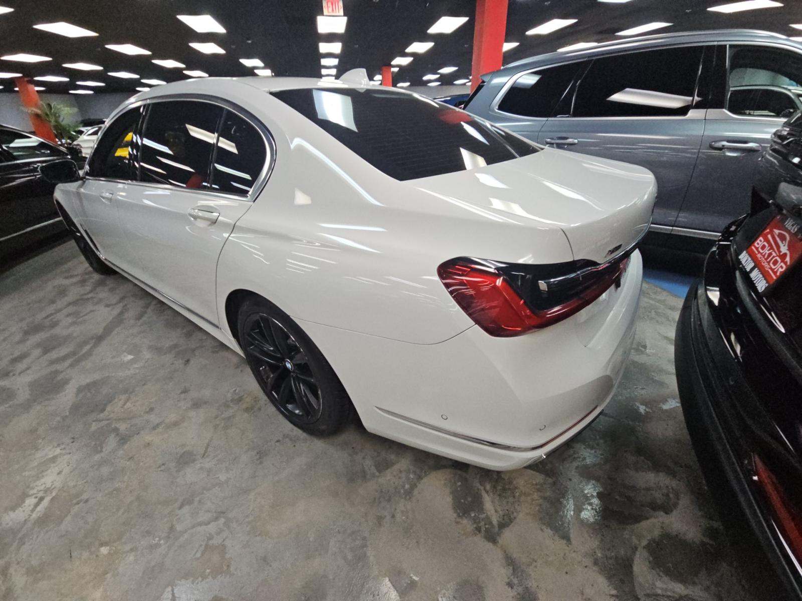 2021 BMW 7 Series 750i xDrive AWD