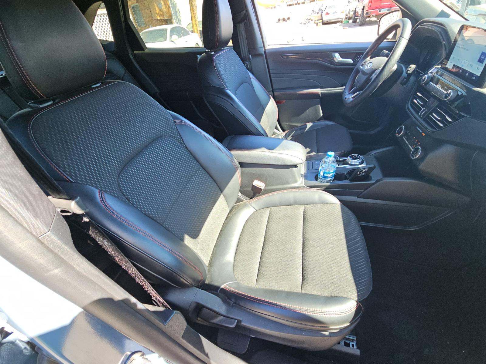 2025 Ford Escape ST-Line FWD