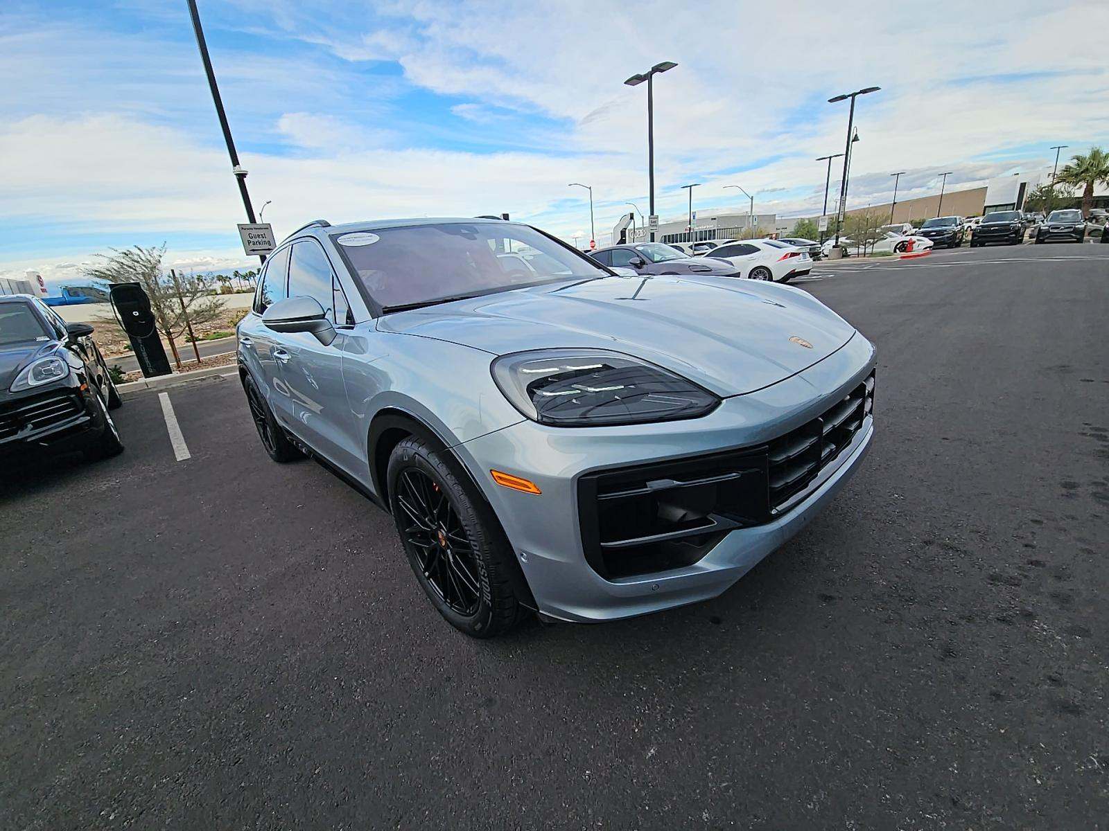 2025 Porsche Cayenne GTS AWD