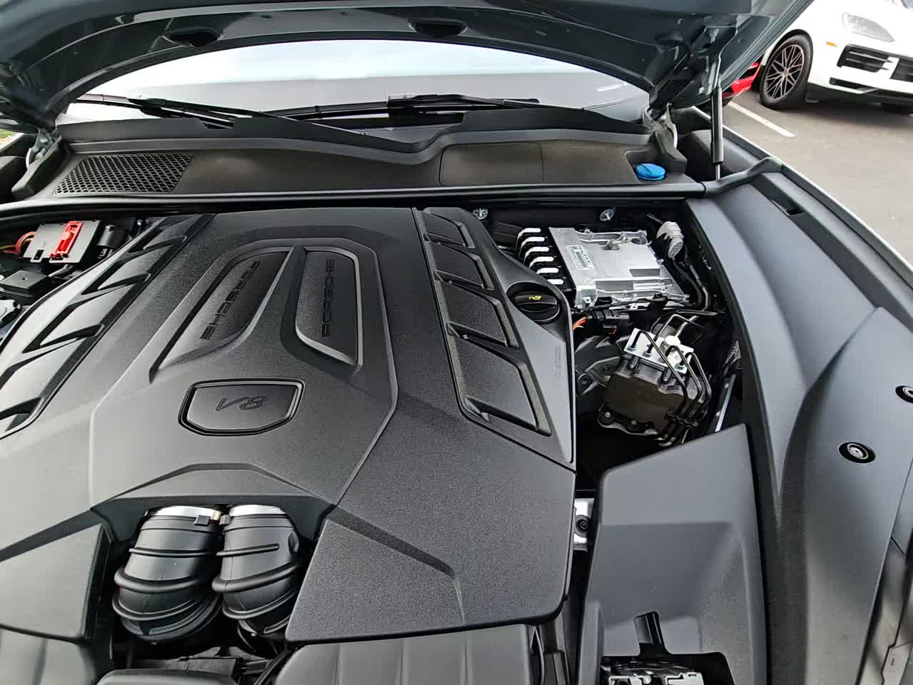 2025 Porsche Cayenne GTS AWD