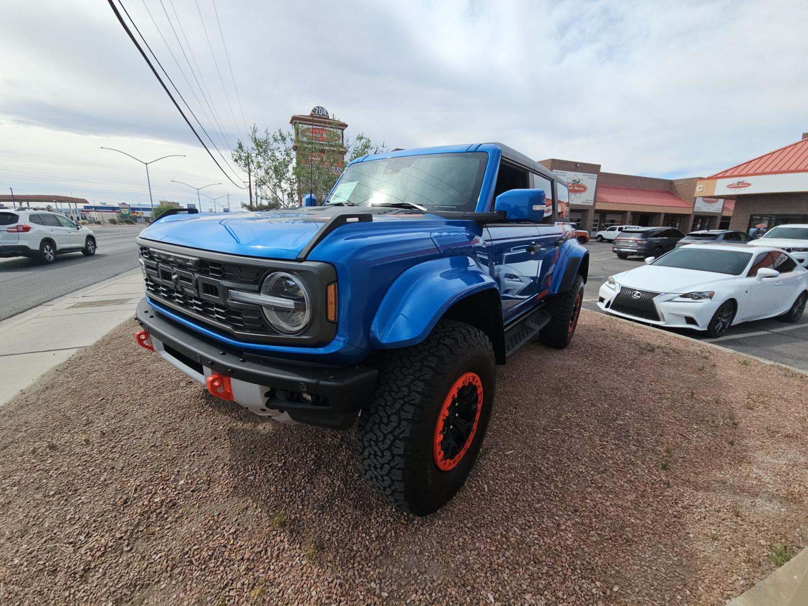 FORD BRONCO - 1