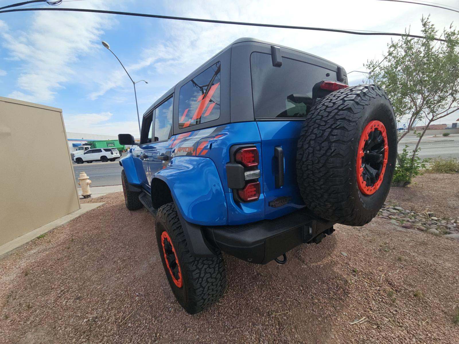 FORD BRONCO - 2