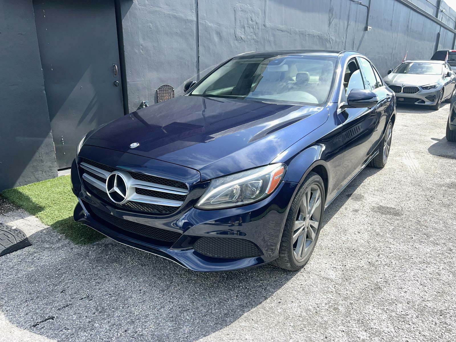 2017 Mercedes-Benz C 300 4MATIC Sedan