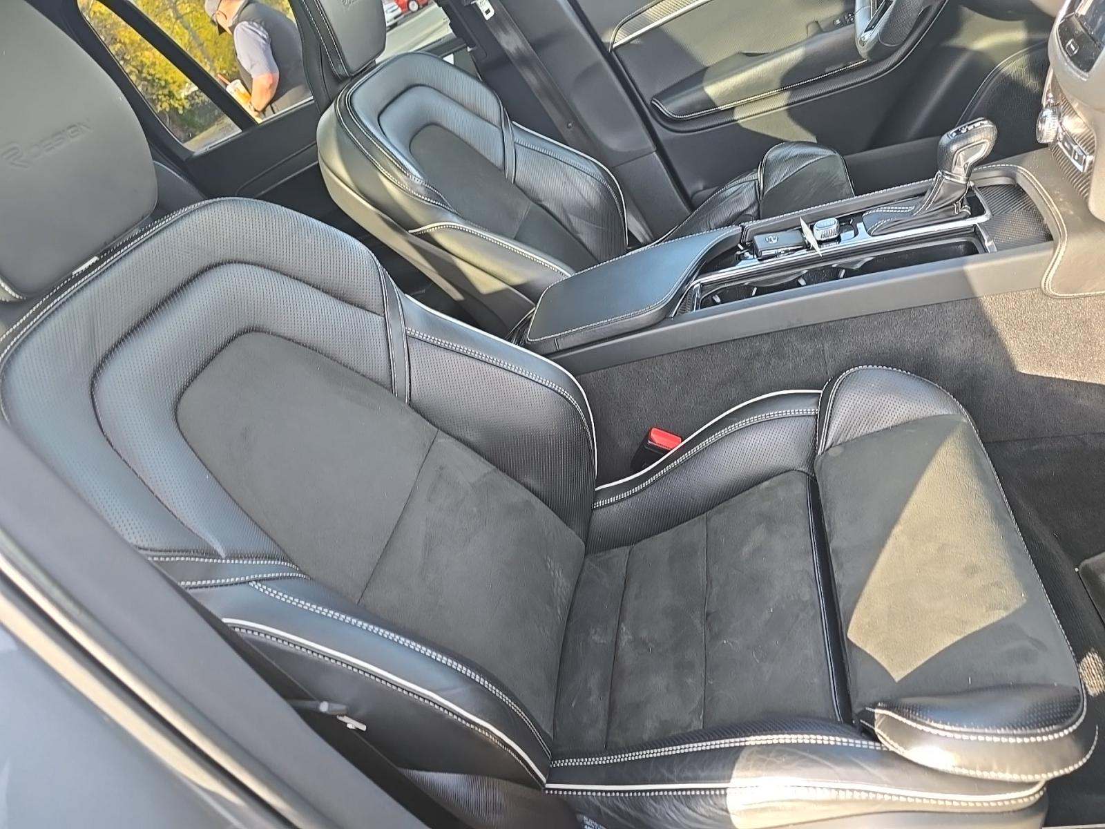 2019 Volvo XC90 T6 R-Design AWD