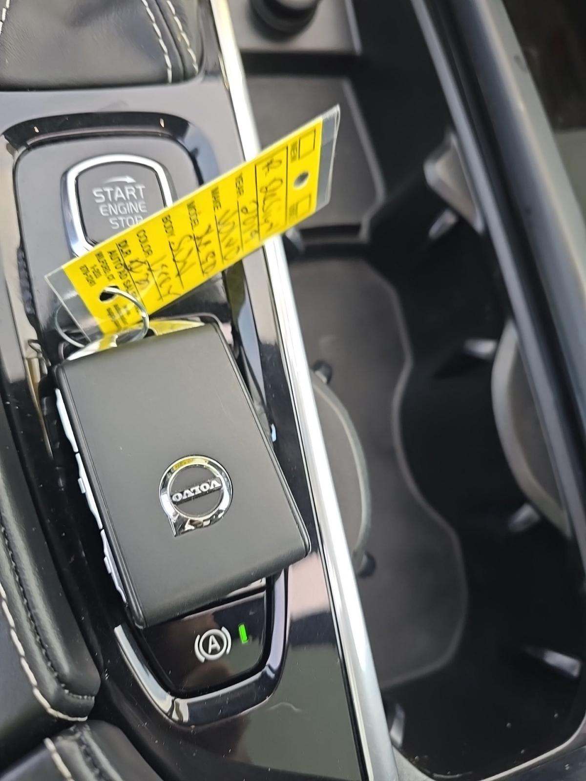 2019 Volvo XC90 T6 R-Design AWD