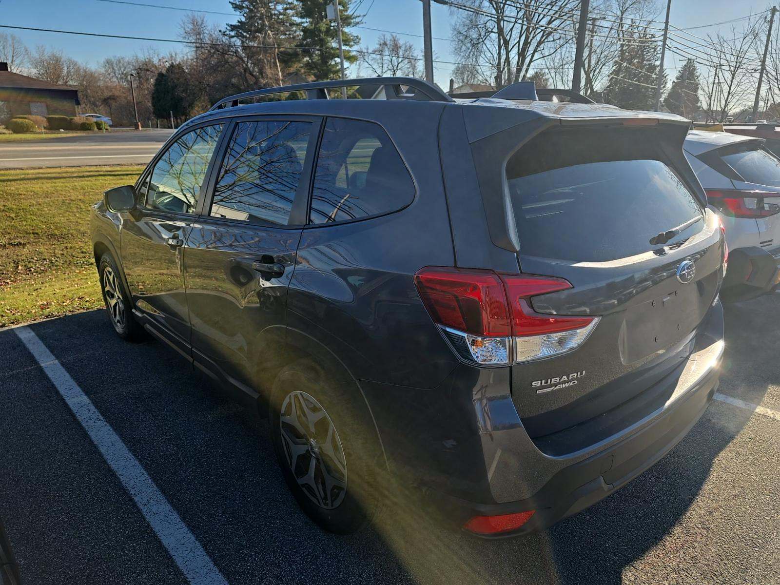 2023 Subaru Forester Premium AWD