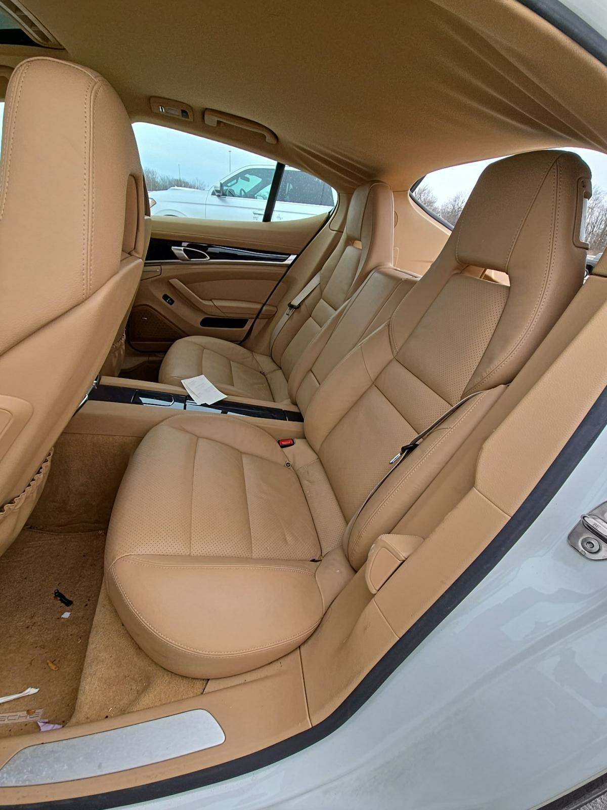 2014 Porsche Panamera 4 AWD