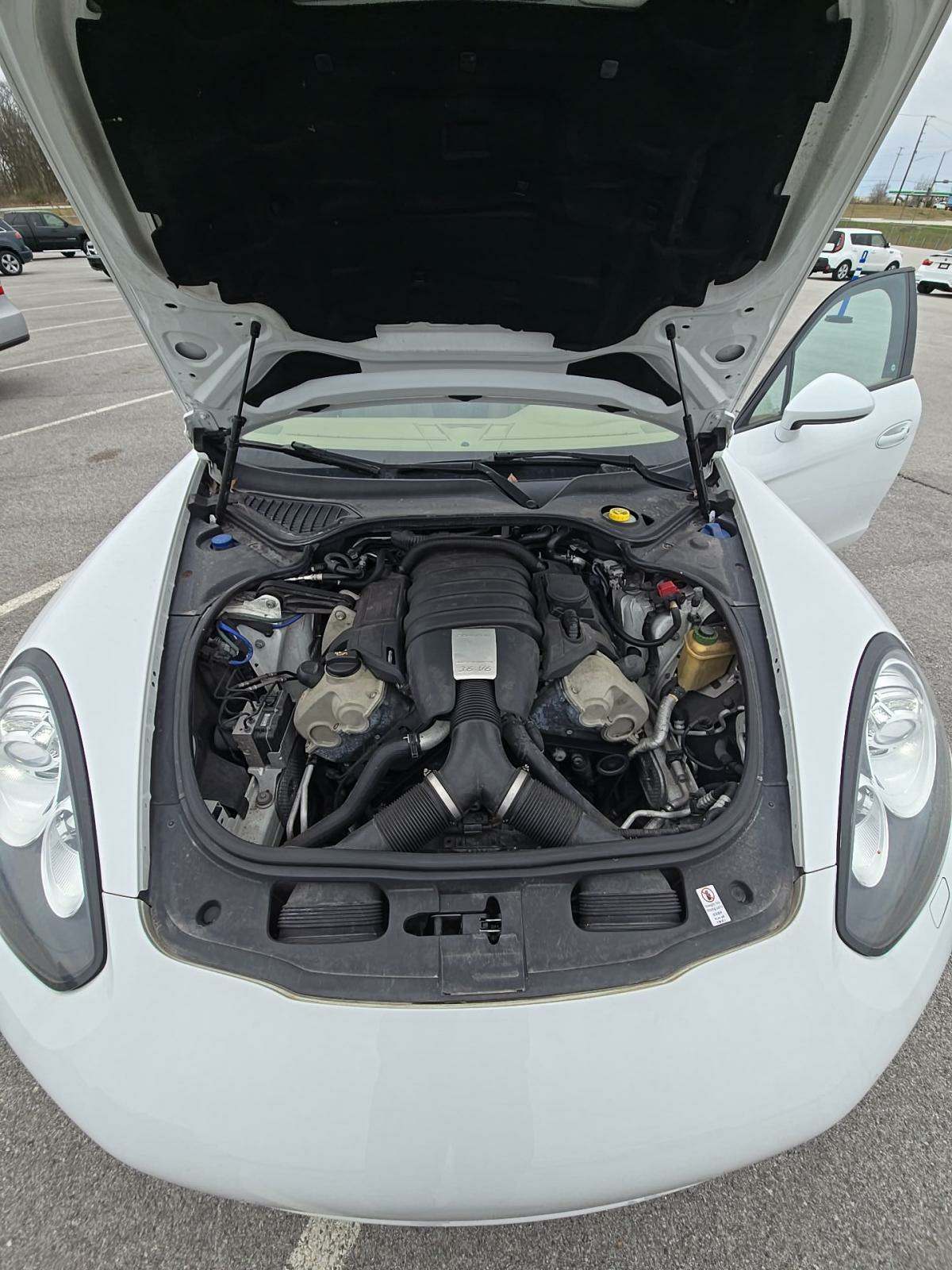 2014 Porsche Panamera 4 AWD