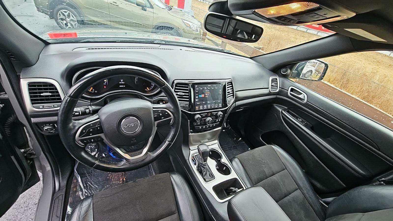 2020 Jeep Grand Cherokee Laredo Altitude Edition AWD