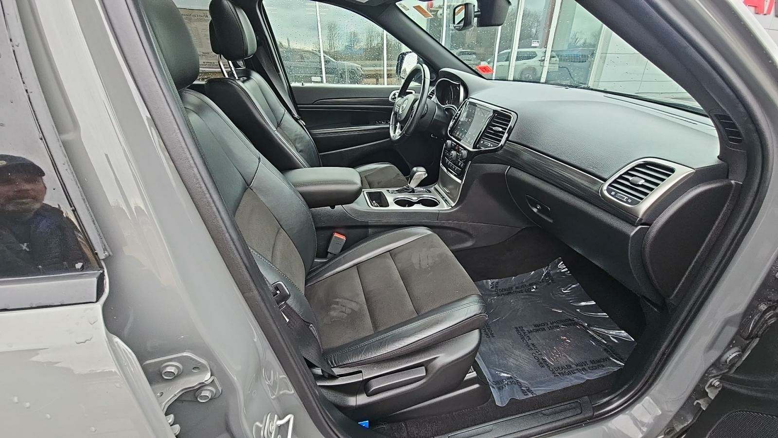 2020 Jeep Grand Cherokee Laredo Altitude Edition AWD