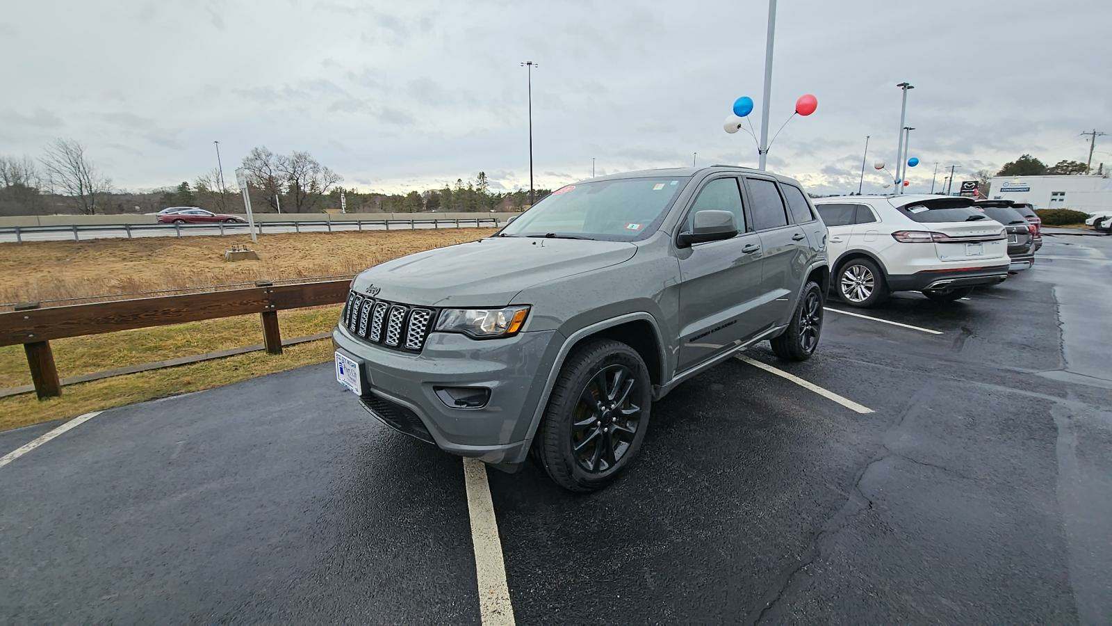 2020 Jeep Grand Cherokee Laredo Altitude Edition AWD
