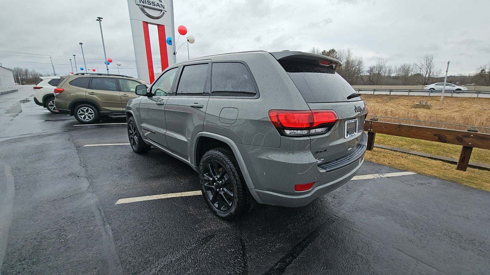 2020 Jeep Grand Cherokee Laredo Altitude Edition AWD