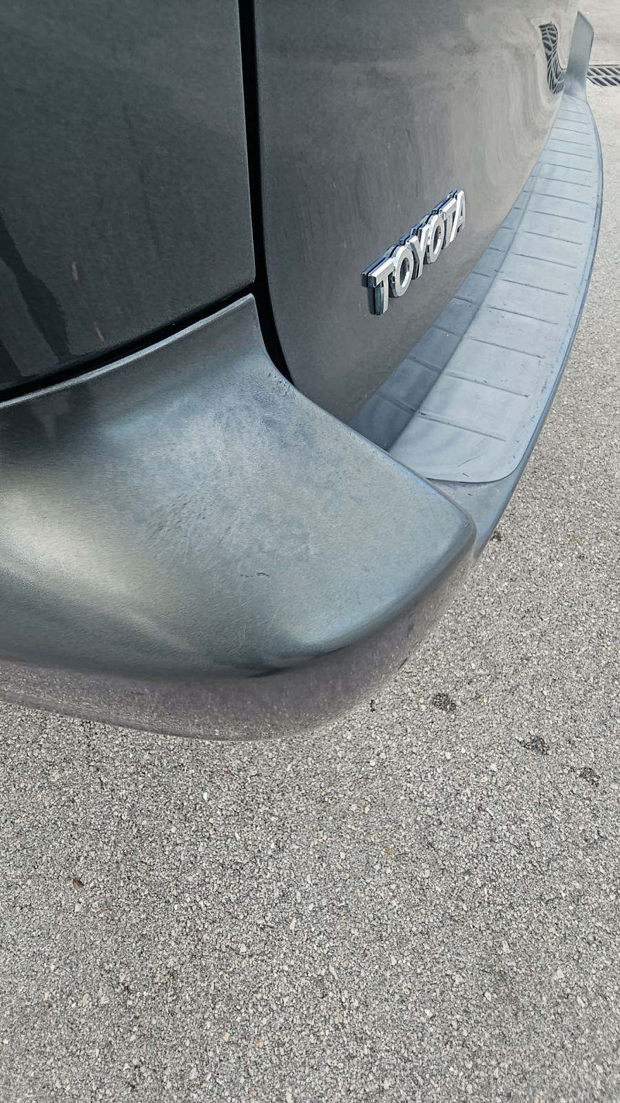 2010 Toyota Sienna LE FWD