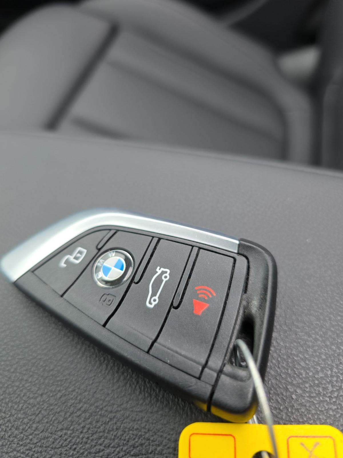 2026 BMW 3 Series 330i xDrive AWD