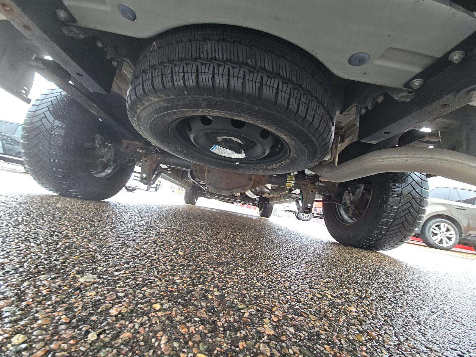 FORD TRANSIT 150 - 10