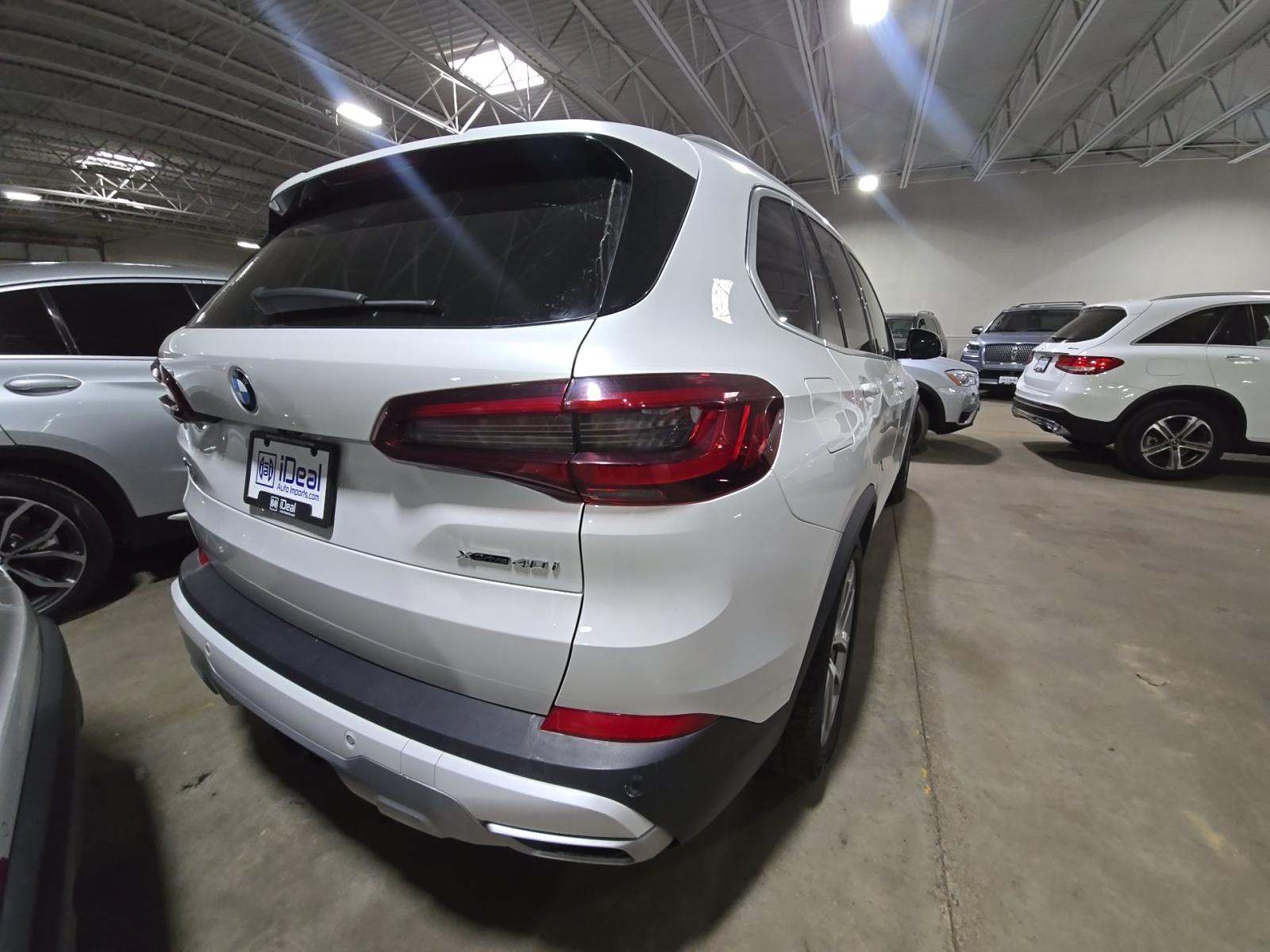 2022 BMW X5 xDrive40i AWD
