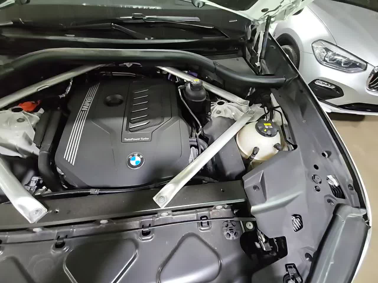 2022 BMW X5 xDrive40i AWD