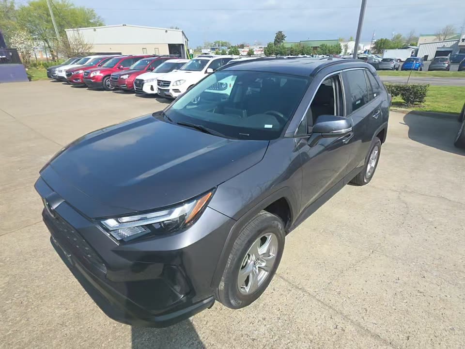 2024 Toyota RAV4 XLE FWD