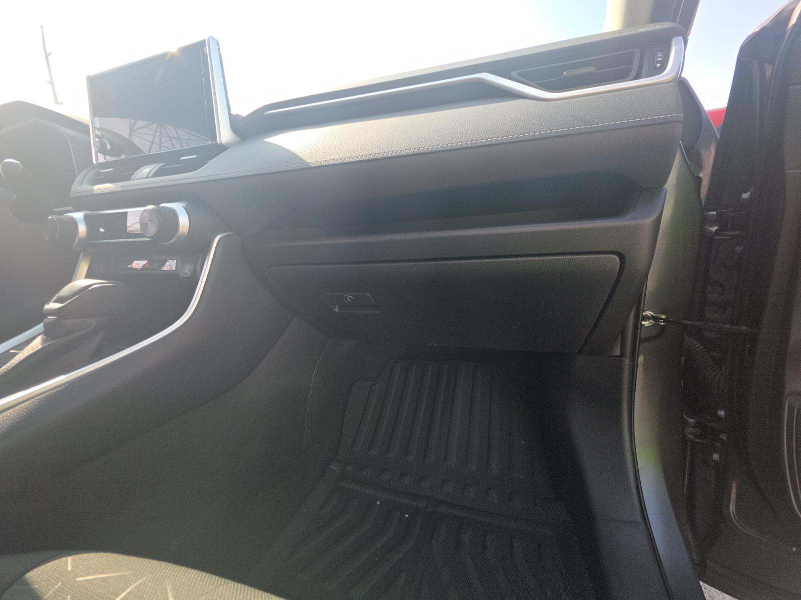 2024 Toyota RAV4 XLE FWD