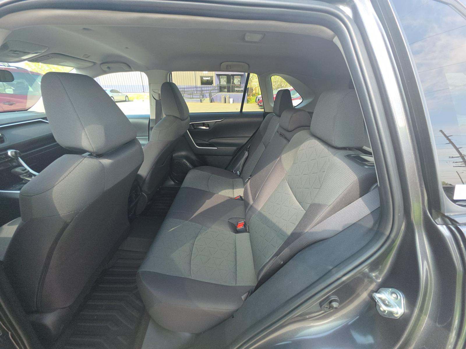 2024 Toyota RAV4 XLE FWD