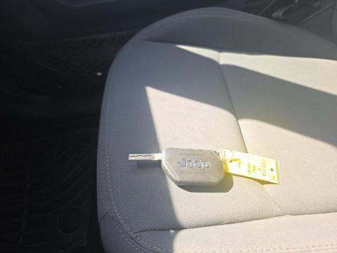 JEEP UNLIMITED SPORT - 4