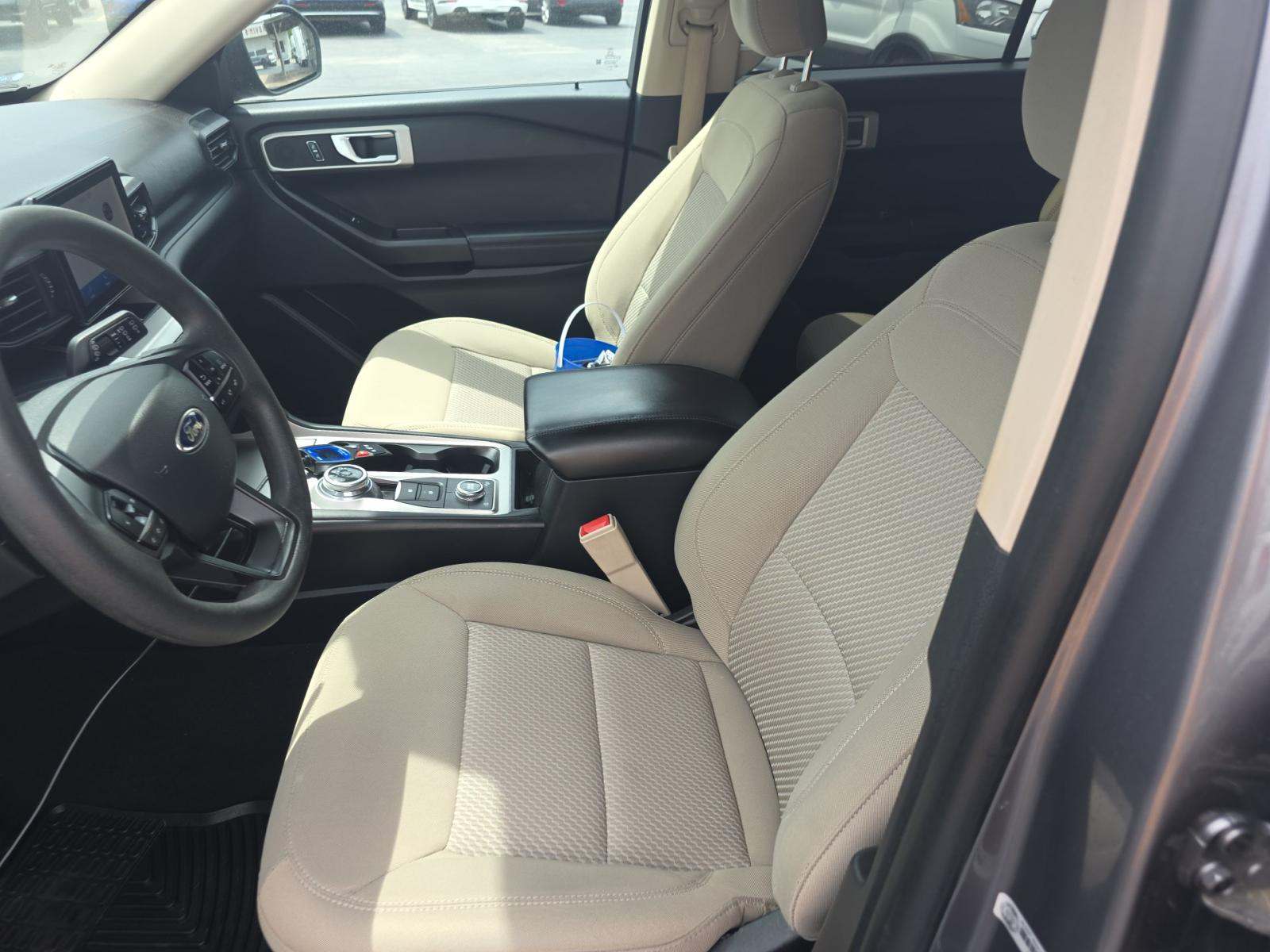 FORD EXPLORER - 2