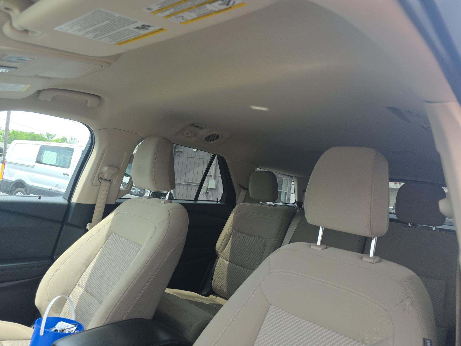 FORD EXPLORER - 7