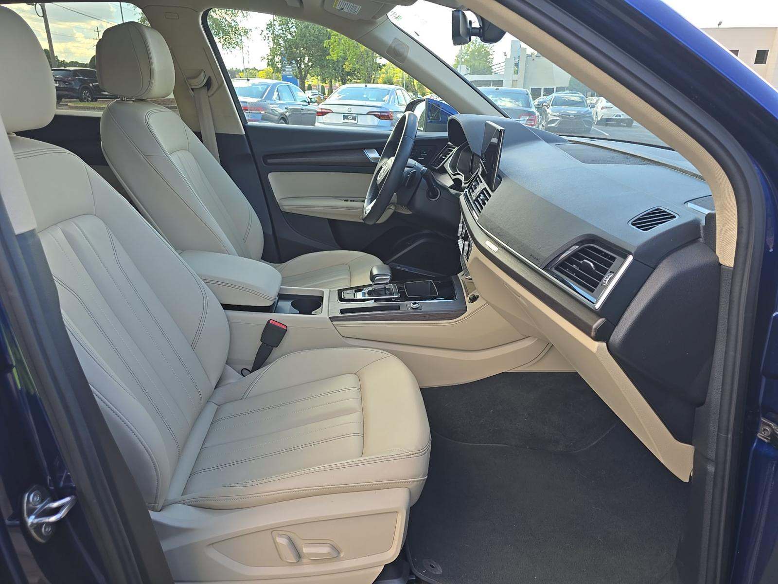 2023 Audi Q5 S line Premium Plus AWD