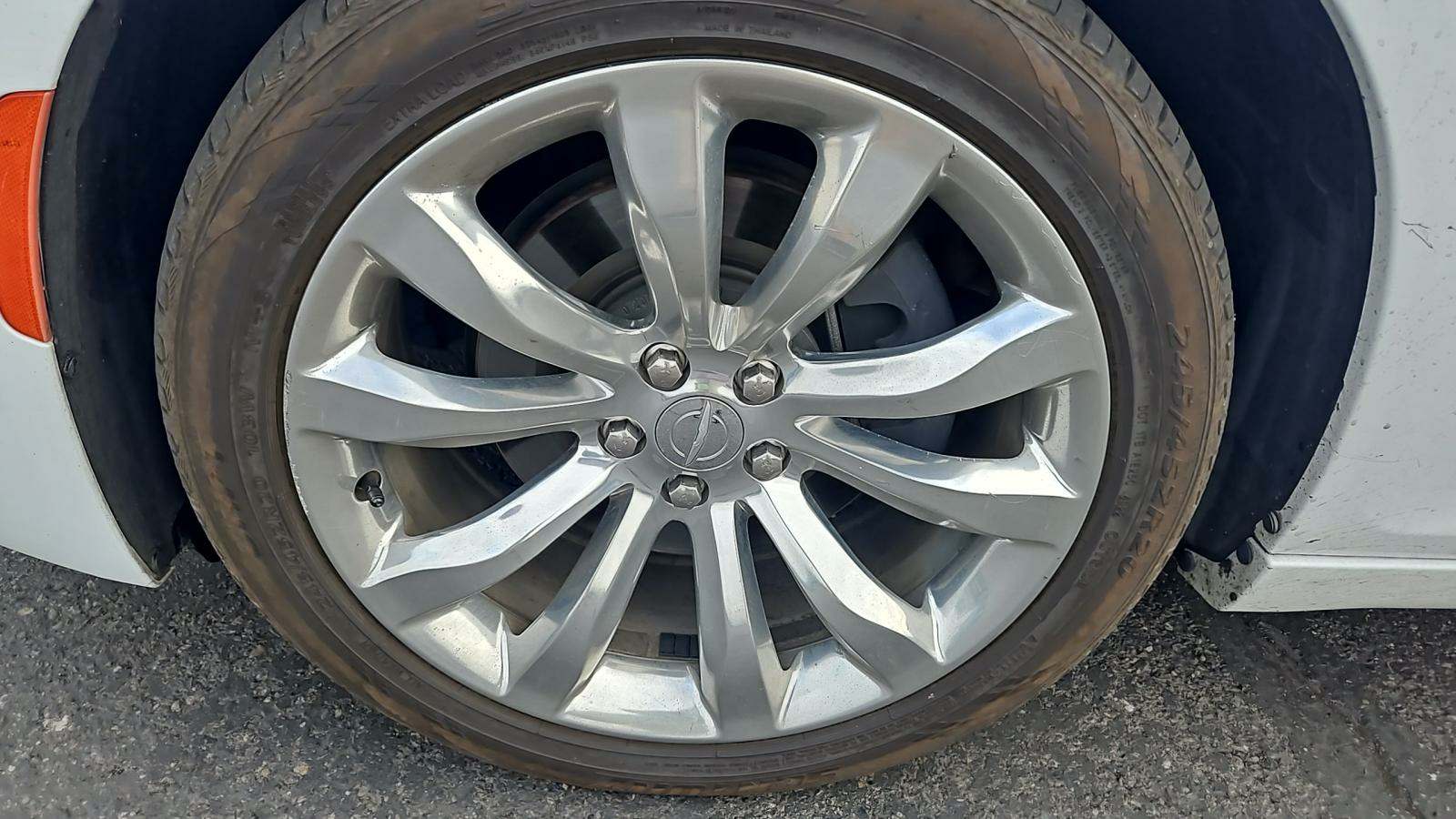 2016 Chrysler 300 C RWD