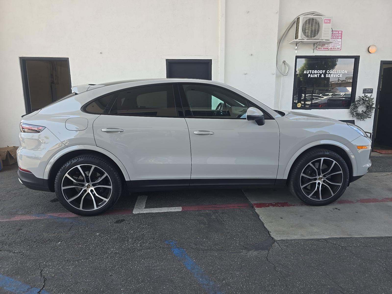 2022 Porsche Cayenne Base AWD