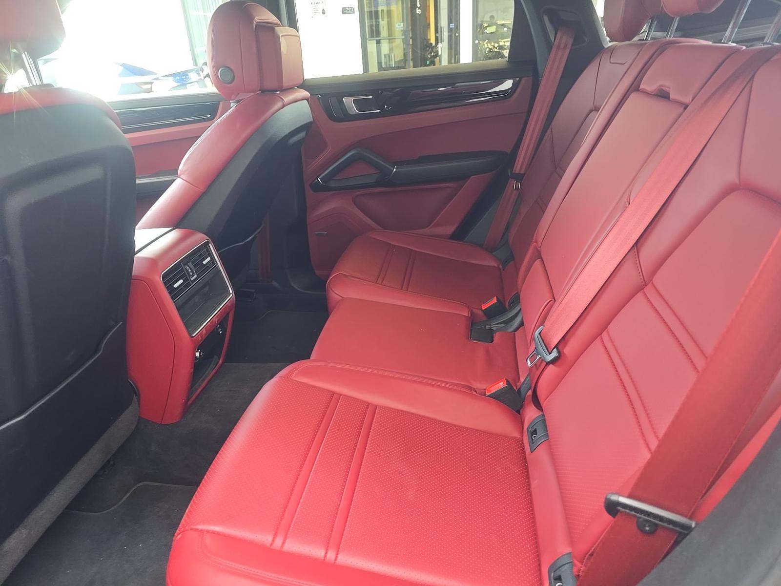 2022 Porsche Cayenne Base AWD