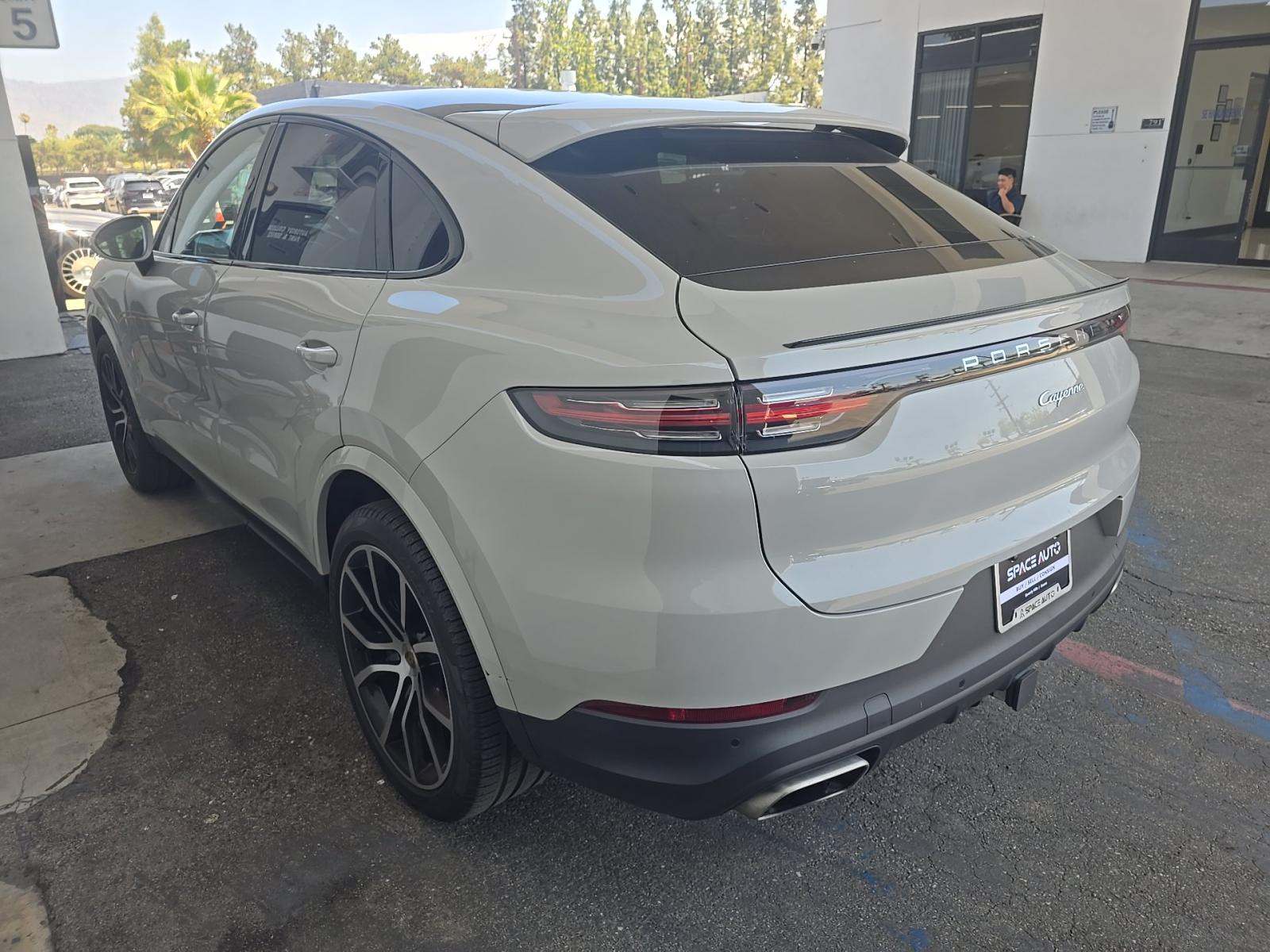 2022 Porsche Cayenne Base AWD