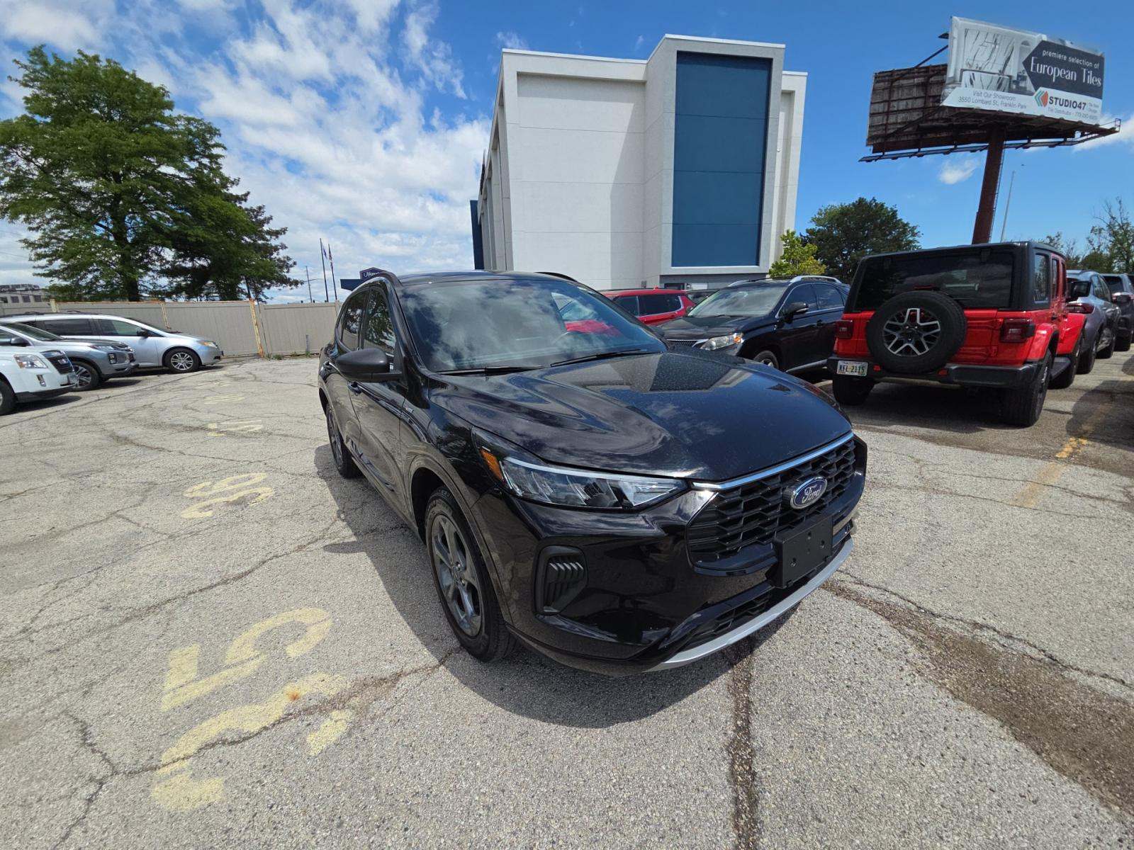 FORD ESCAPE - 4