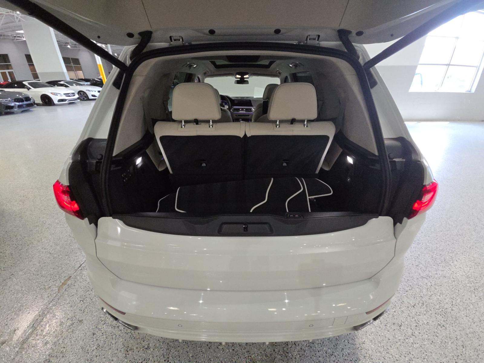 2022 BMW X7 ALPINA XB7 AWD