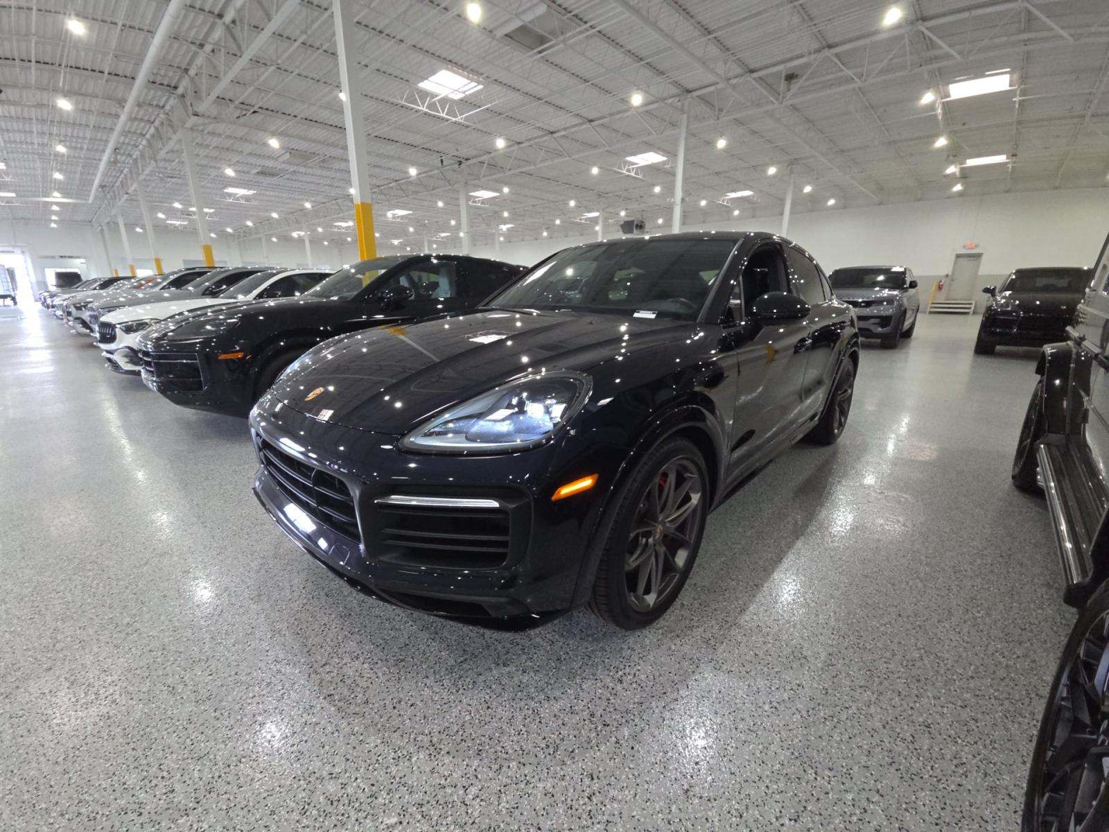 PORSCHE CAYENNE - 1