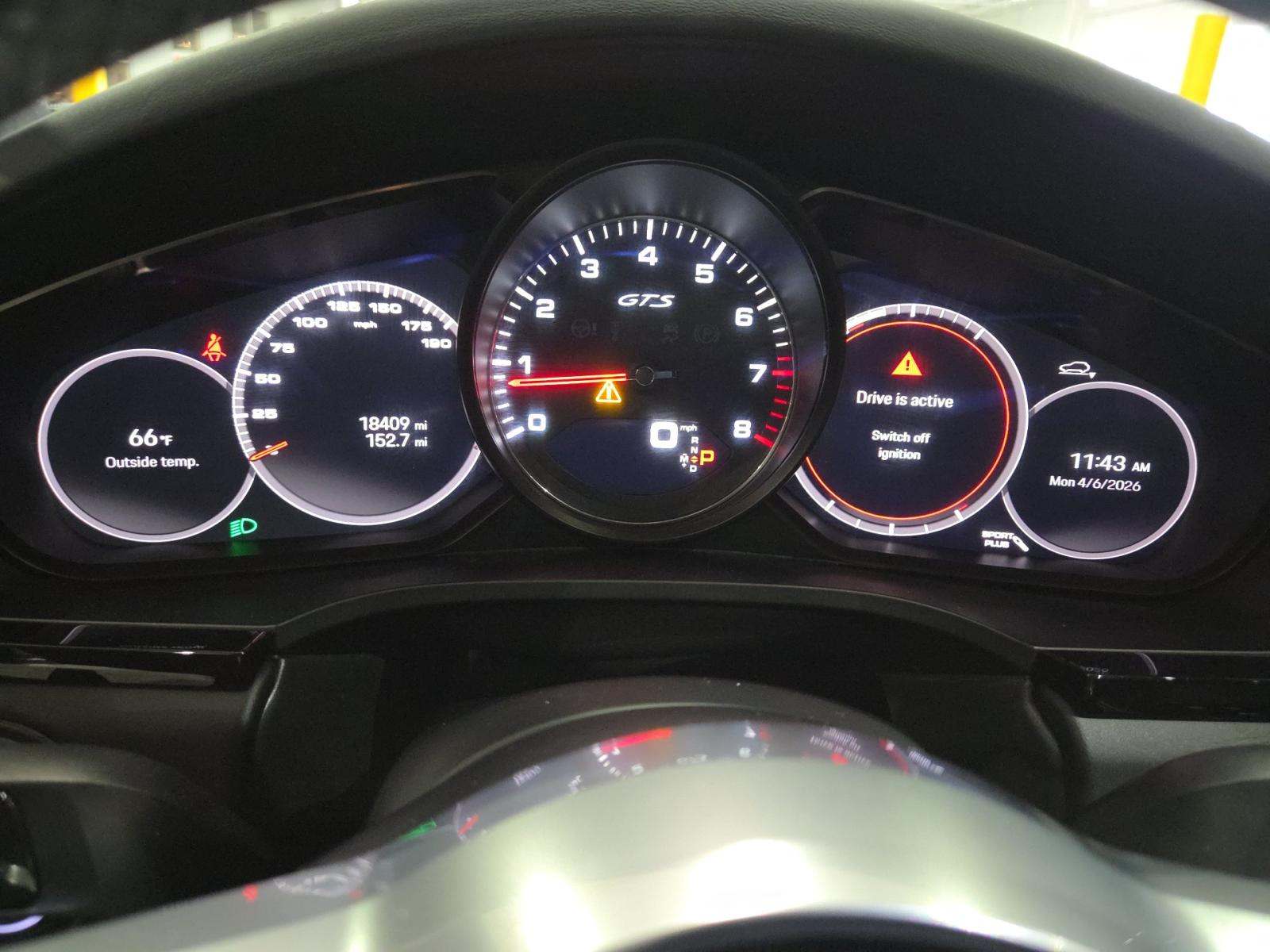 PORSCHE CAYENNE - 9