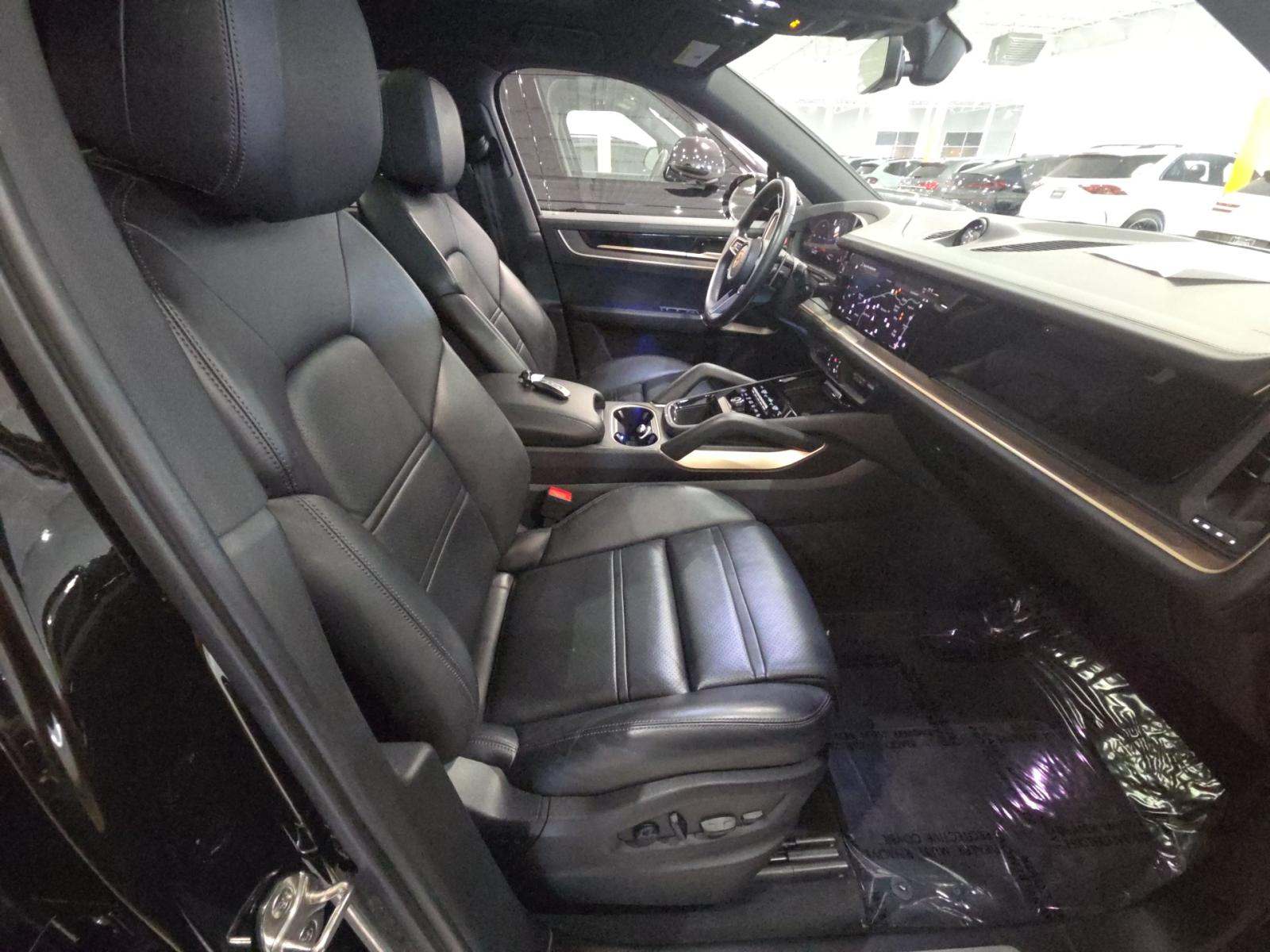 2024 Porsche Cayenne Base AWD