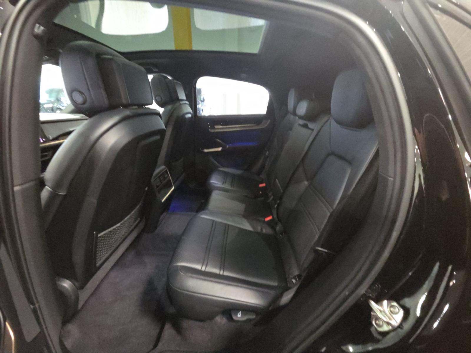 2024 Porsche Cayenne Base AWD