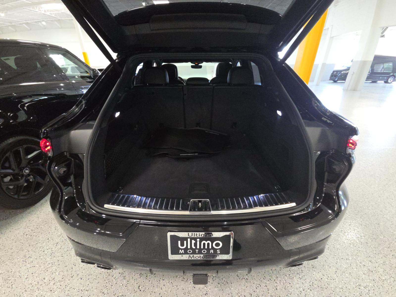 2024 Porsche Cayenne Base AWD