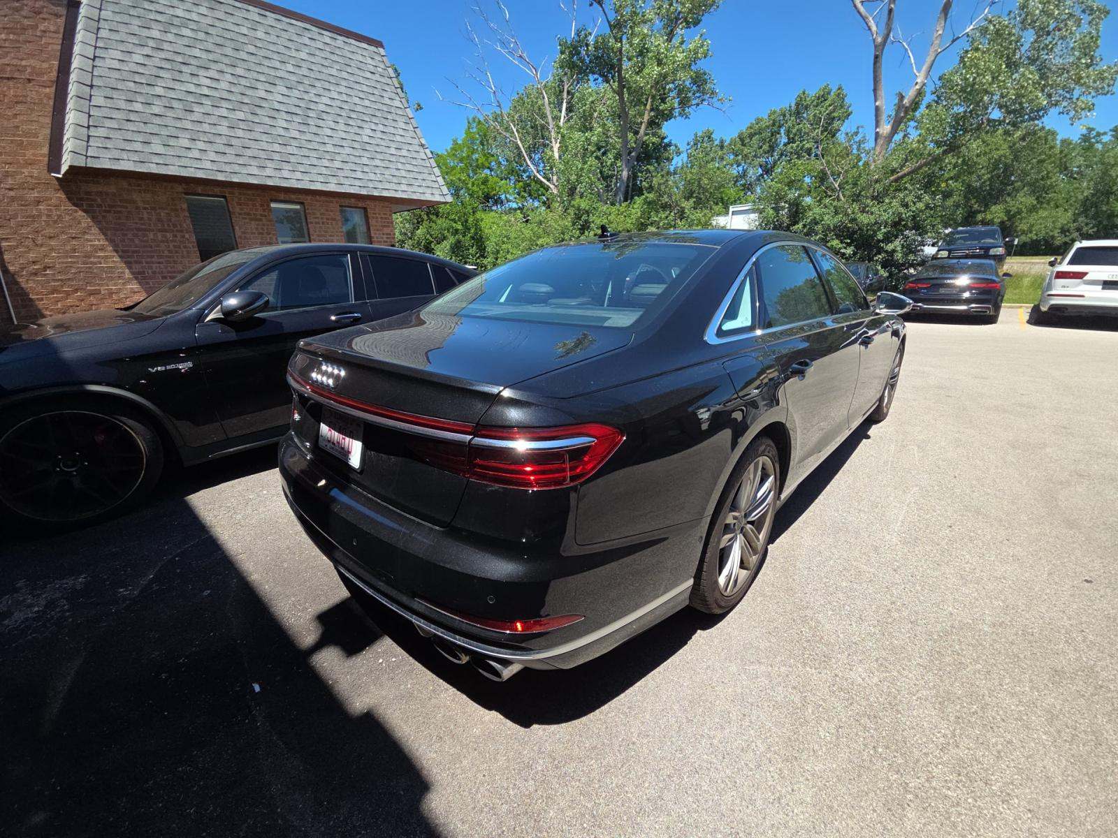 2020 Audi S8 Base AWD
