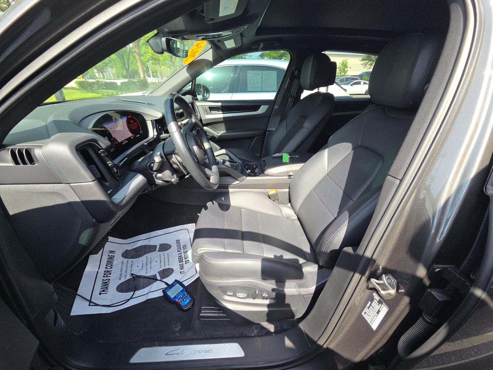 2024 Porsche Cayenne Base AWD