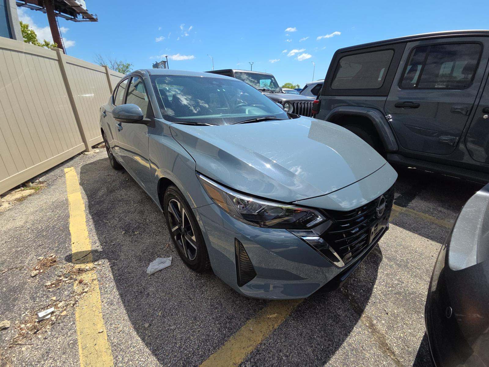 NISSAN SENTRA - 4