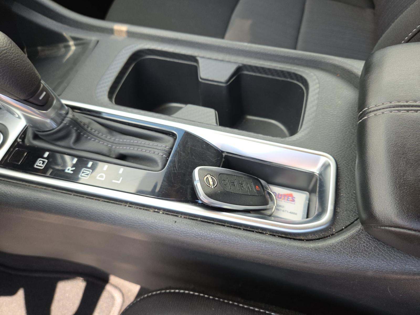 NISSAN SENTRA - 8